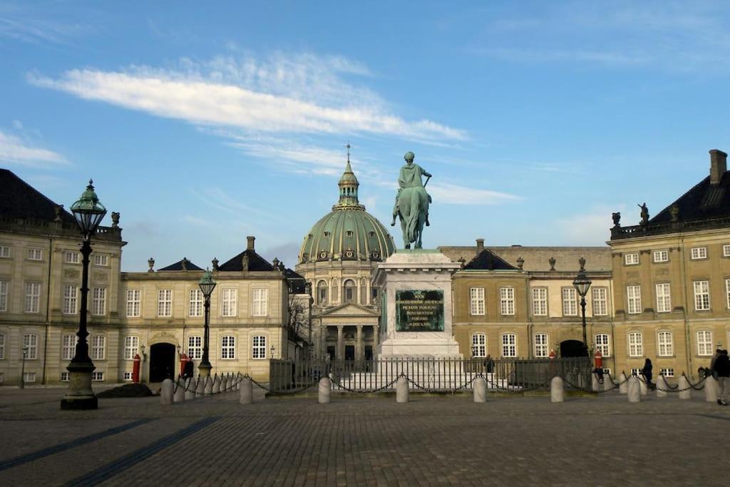 Chic Apartment In Vibrant Area By Copenhagen Canals โคเปนเฮเกน ภายนอก รูปภาพ